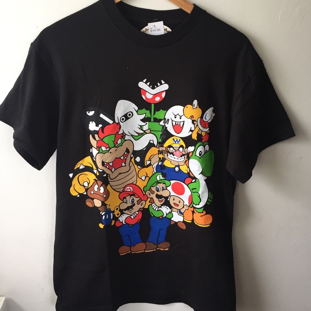 Official Nintendo Super Mario T Shirt Medium